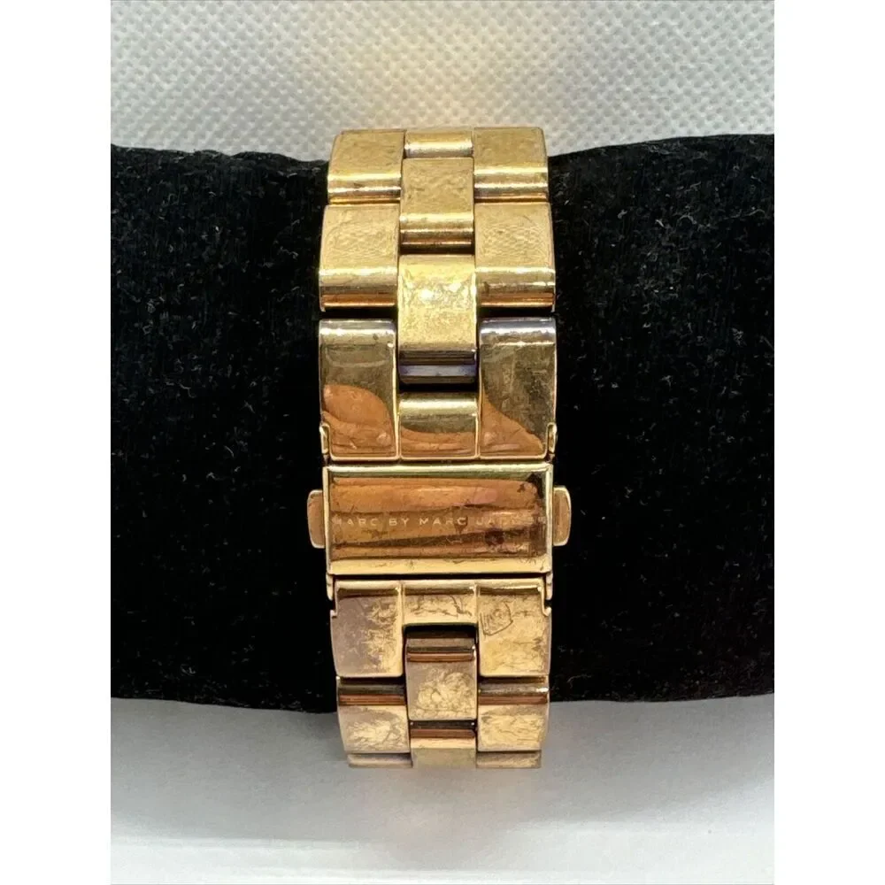 Marc Jacobs Henry MBM3118 Womens Stainless Steel Analog Dial Quartz Watch JNA708